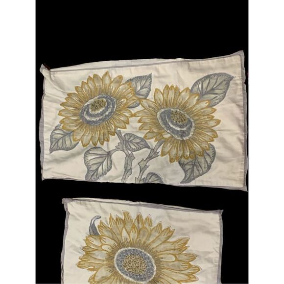 Sold - Picture 4 of 11